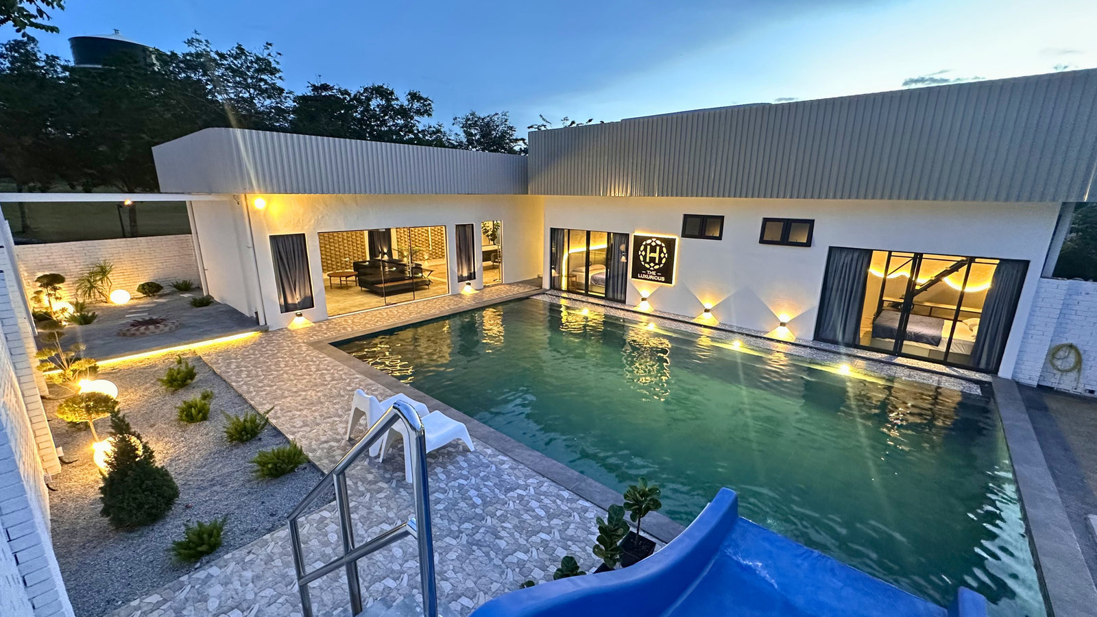 The Luxurious 1256 @ Forest Flow Villa
