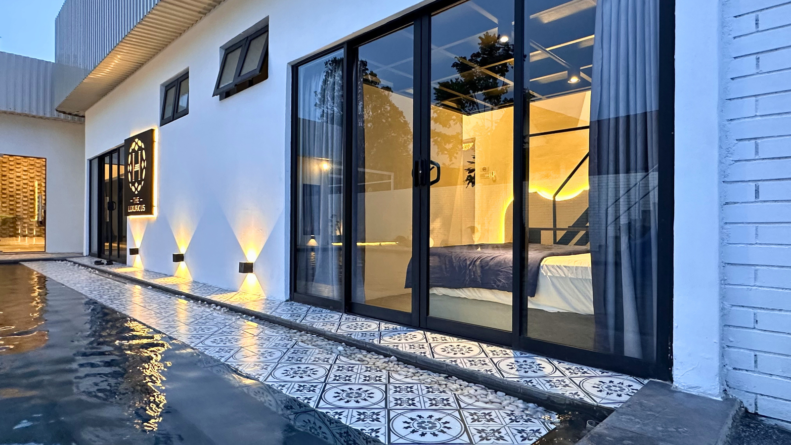 The Luxurious 1256 @ Forest Flow Villa