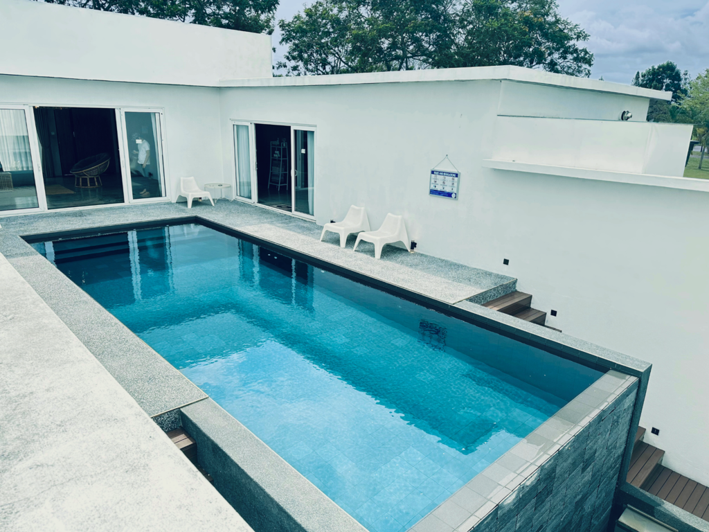 The Luxurious 245 @ Luxury A' Famosa