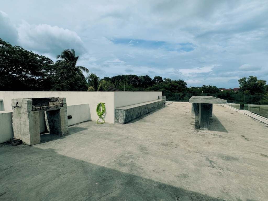 The Luxurious 245 @ Luxury A' Famosa